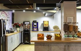 Ibis Styles Toulouse Centre Canal du Midi